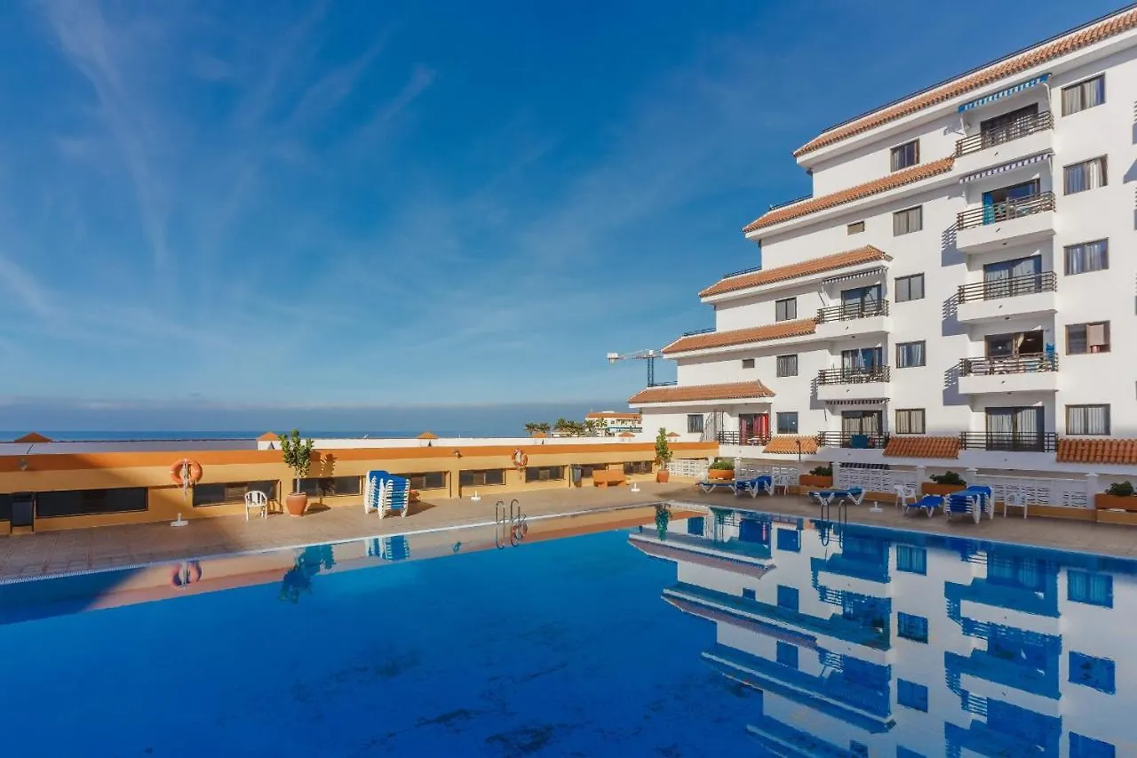 Seguro Spacious Apartment With Roomy Terrace Puerto de Santiago